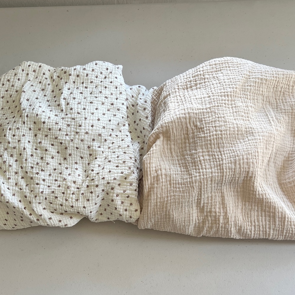 2 Mushie Extra Soft Muslin Crib Sheet Bundle